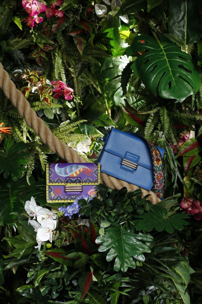 7ab8ac9a-04e6-406b-abf8-83a8b60d6301